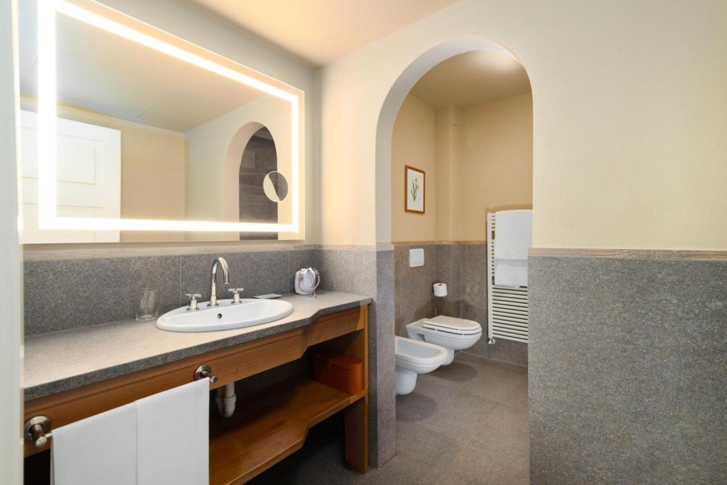 QC Terme Hotel Bagni Vecchi Bormio Esterno foto